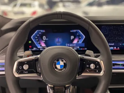 2025 BMW 7 Series 740i