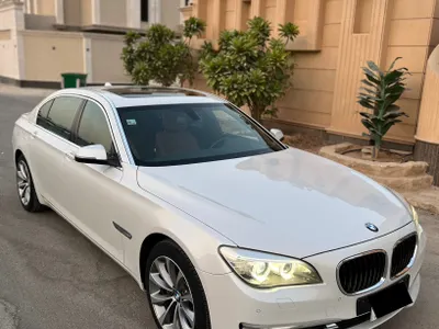 2015 بي ام دبليو الفئة السابعة 730 إل أي