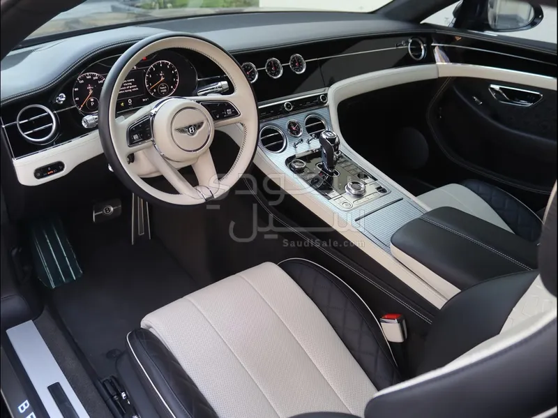 2022 Bentley Continental GT