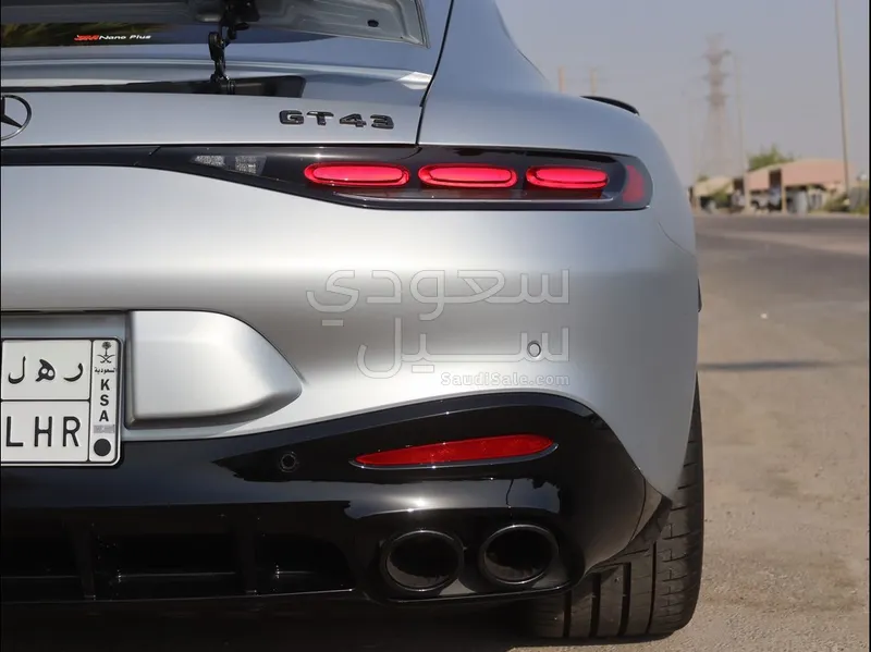 2025 Mercedes-Benz GT 43 AMG