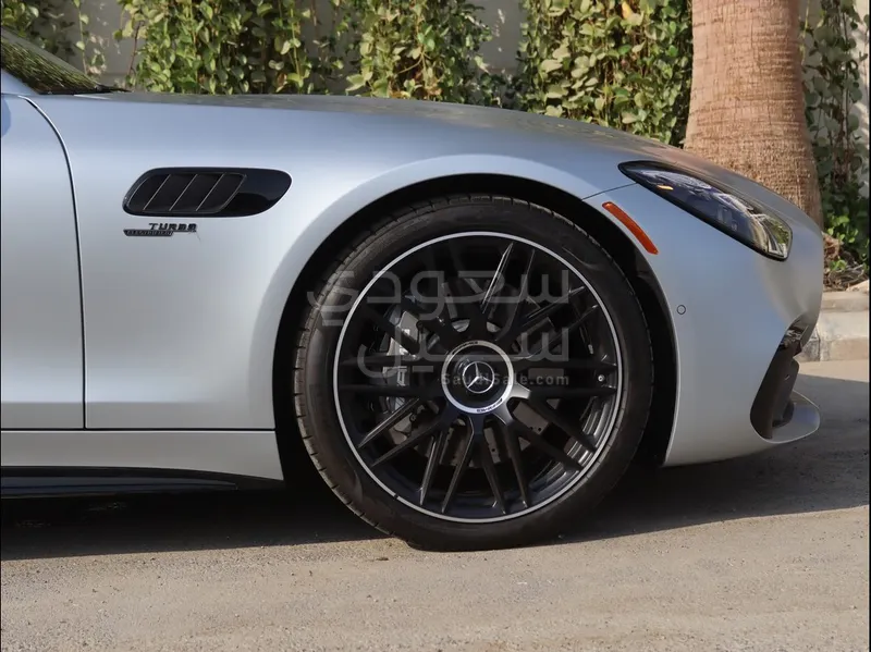 2025 Mercedes-Benz GT 43 AMG
