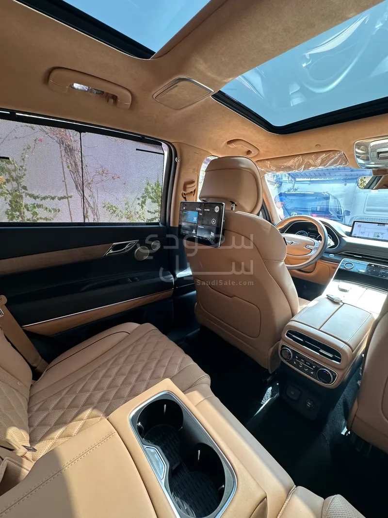 2024 Genesis GV 80