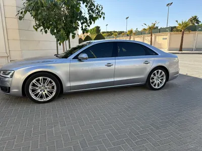 2015 اودي اي 8 ال 50 تي اف اس اي