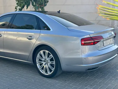 2015 اودي اي 8 ال 50 تي اف اس اي