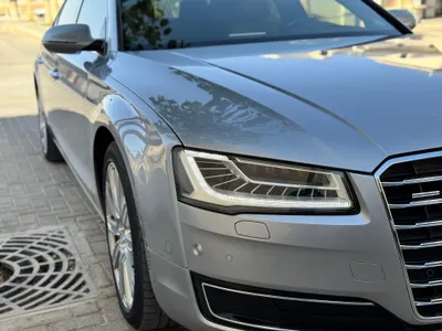 2015 اودي اي 8 ال 50 تي اف اس اي