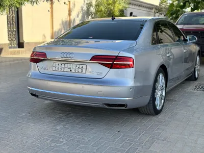 2015 اودي اي 8 ال 50 تي اف اس اي