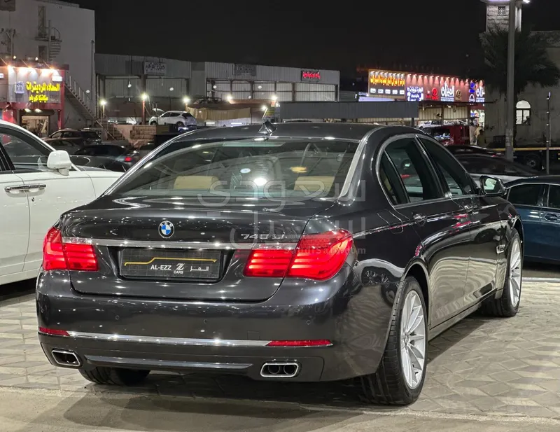 2014 BMW 7 Series 730i