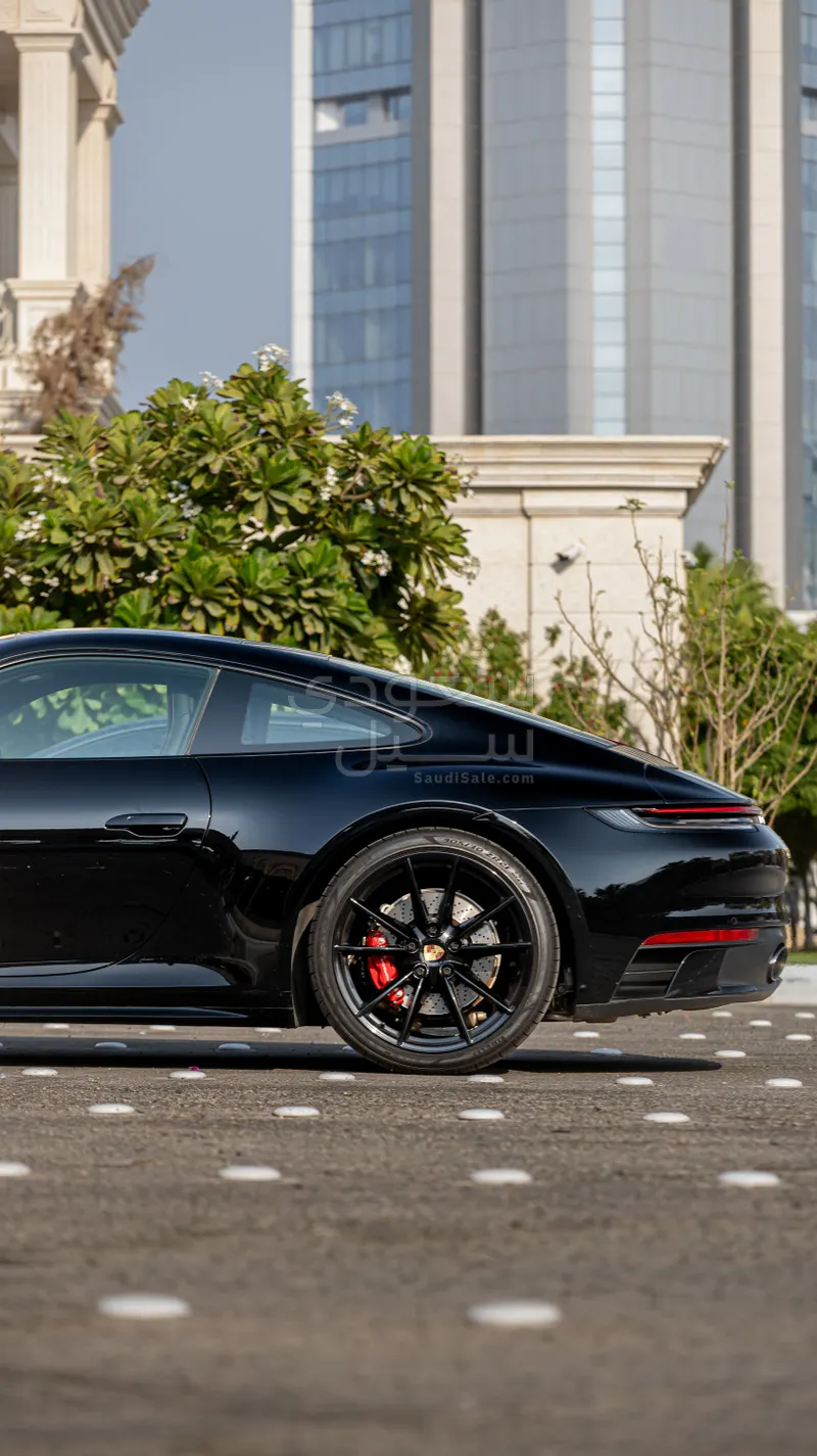 2022 Porsche 911 Carrera S