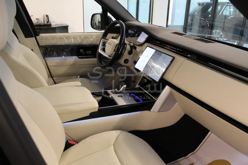 2025 Land Rover Range Rover Autobiography
