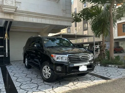 2011 Toyota Land Cruiser GXR