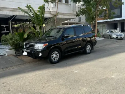 2011 Toyota Land Cruiser GXR