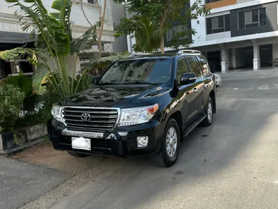 2011 Toyota Land Cruiser GXR