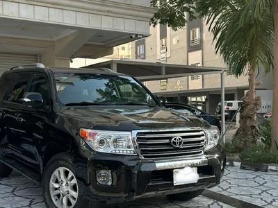 2011 Toyota Land Cruiser GXR