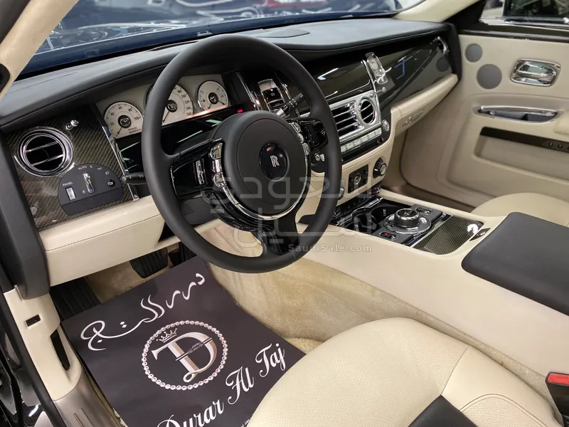 2014 رولز رويس قوست