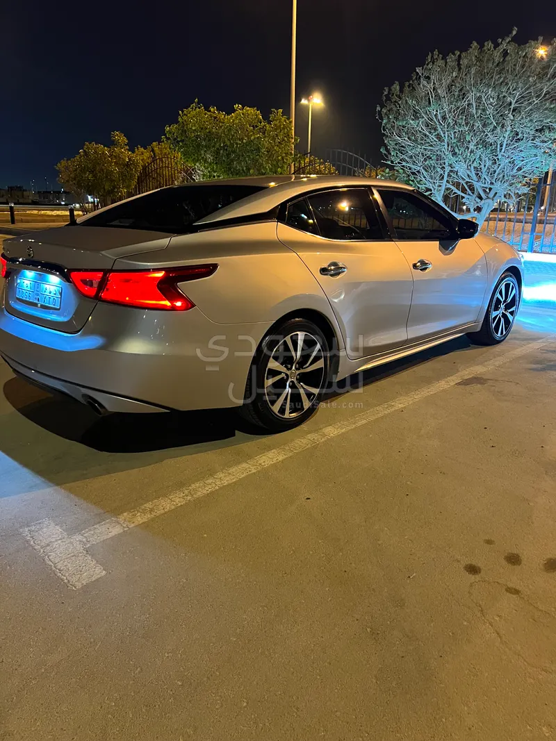 2018 Nissan Maxima
