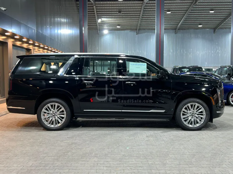2025 Cadillac Escalade Premium