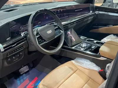 2025 Cadillac Escalade Premium