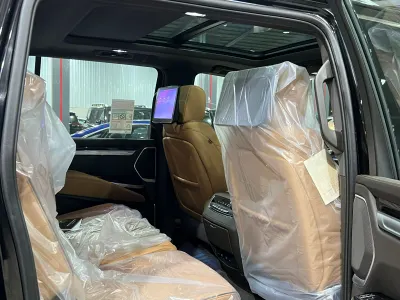 2025 Cadillac Escalade Premium