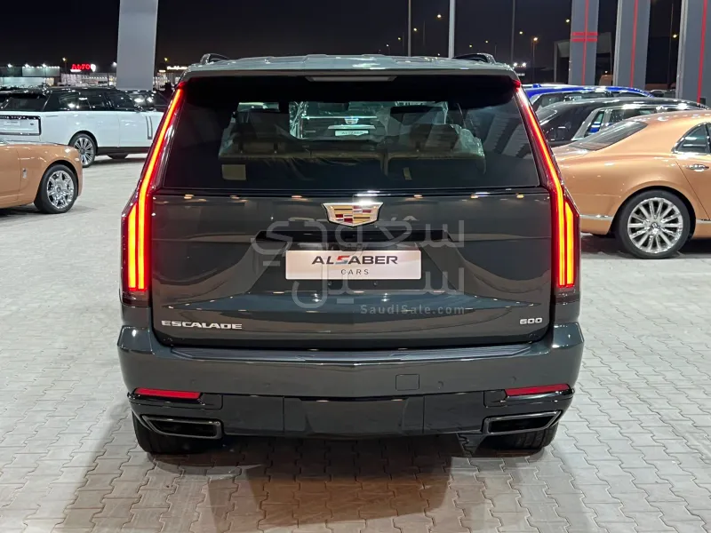 2025 Cadillac Escalade Sport