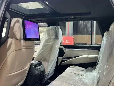 2025 Cadillac Escalade Sport