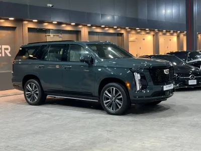 2025 Cadillac Escalade Sport