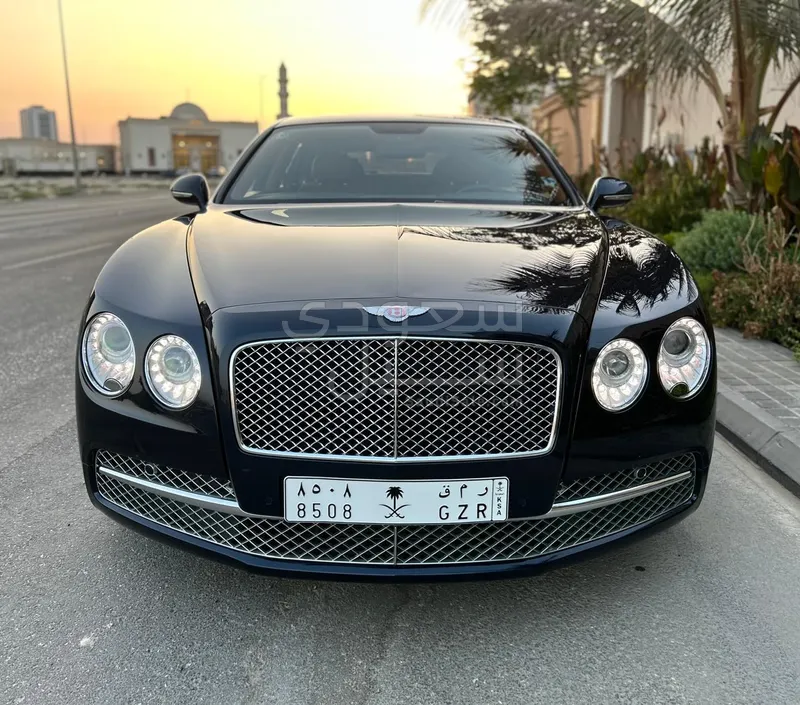 2015 بنتلي كونتيننتل فلاينج سبير