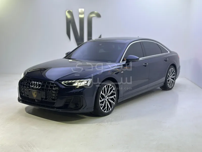 2022 اودي اي 8 ال