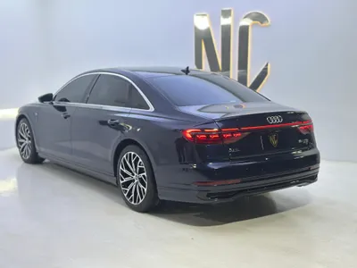 2022 اودي اي 8 ال
