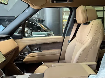 2025 Land Rover Range Rover HSE