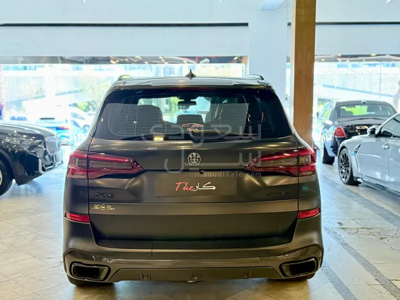 2023 BMW X Series 5 M Kit