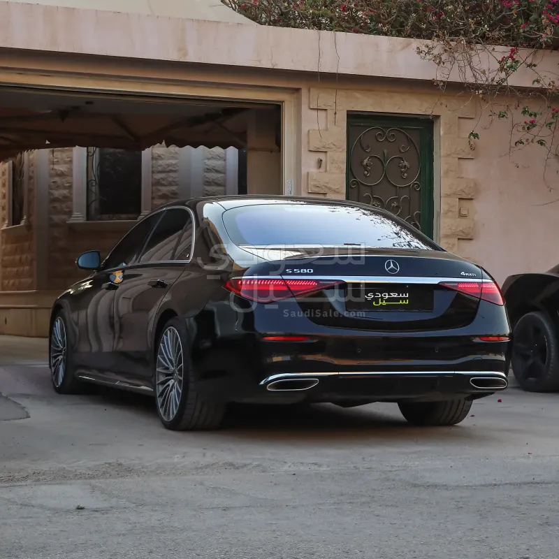 2022 Mercedes-Benz S 580