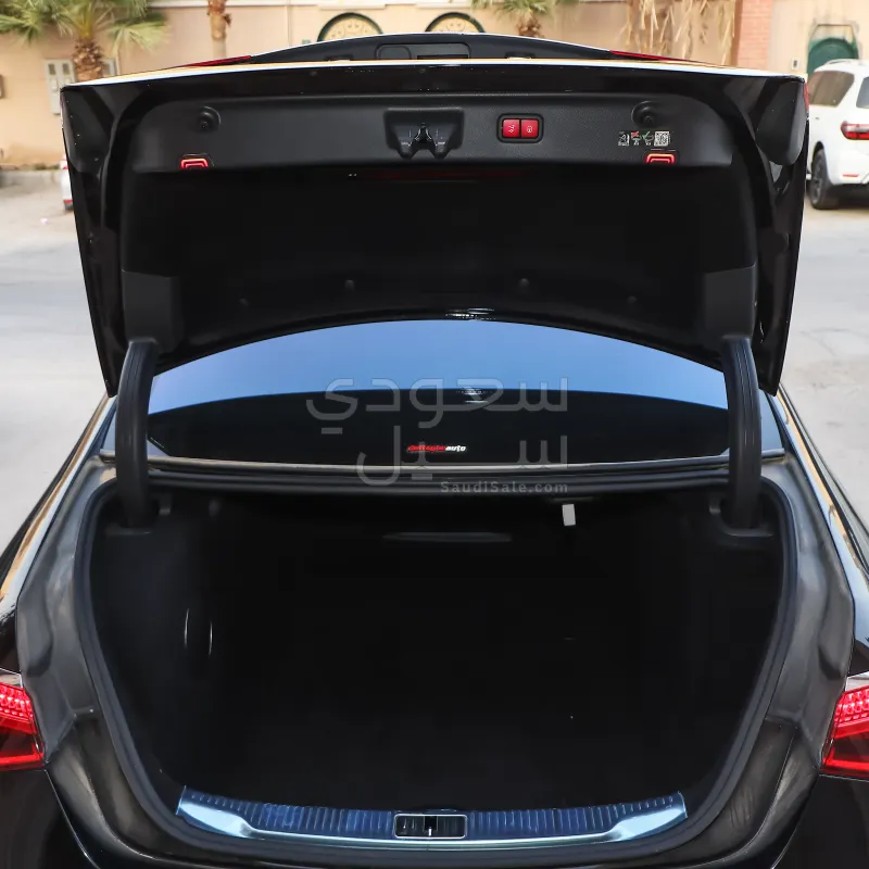 2022 Mercedes-Benz S 580