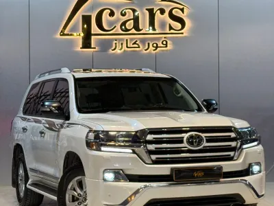 2017 Toyota Land Cruiser GXR