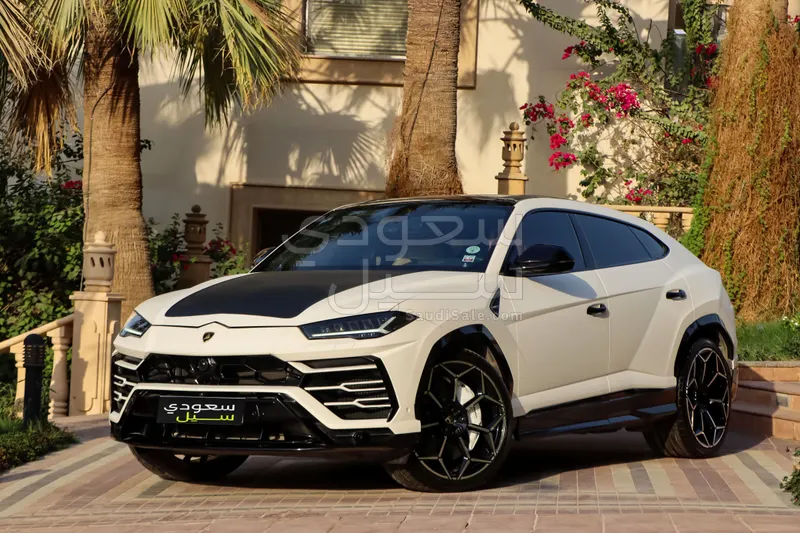 2021 Lamborghini URUS