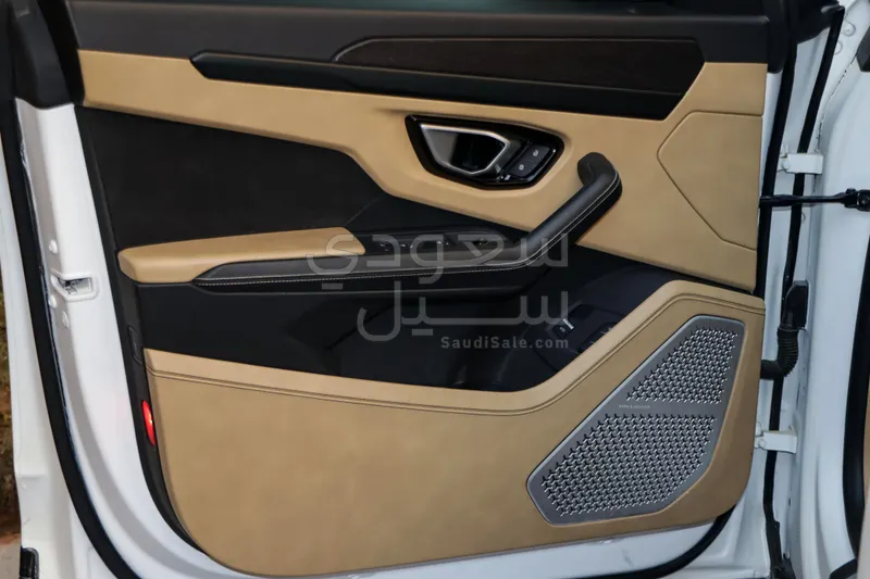 2021 Lamborghini URUS