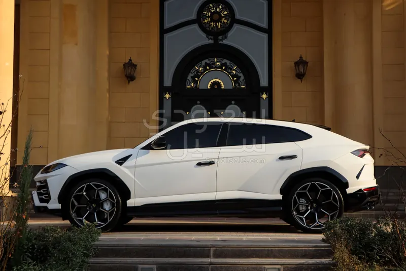2021 Lamborghini URUS