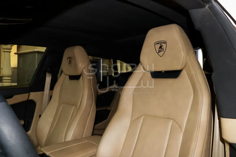 2021 Lamborghini URUS