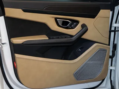2021 Lamborghini URUS