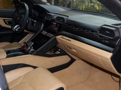 2021 Lamborghini URUS