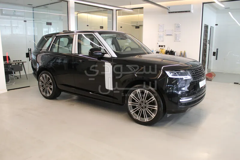 2025 Land Rover Range Rover HSE