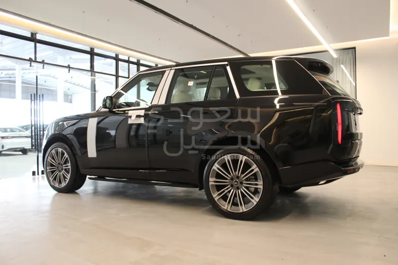 2025 Land Rover Range Rover HSE