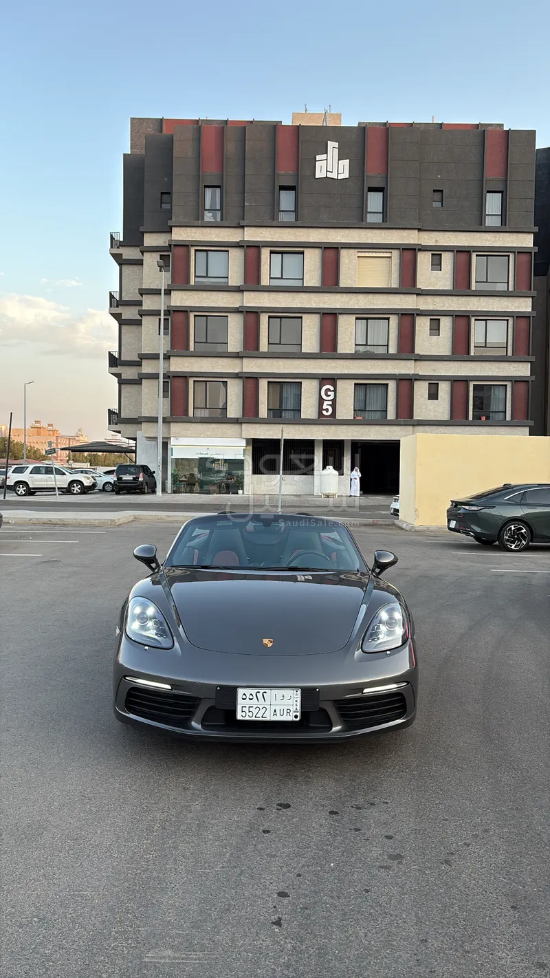 2024 بورش بوكستر