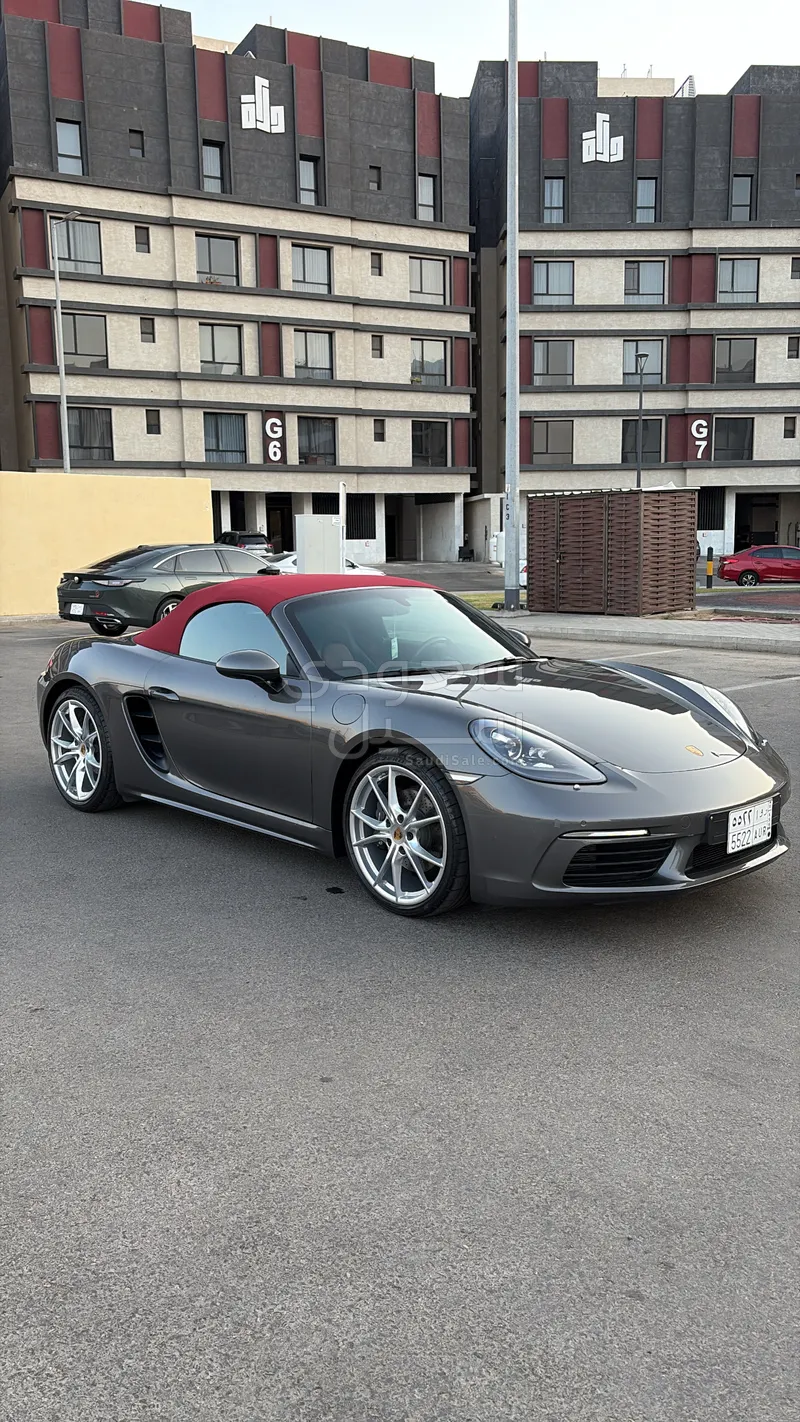 2024 بورش بوكستر