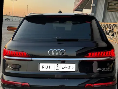 2021 Audi Q7 S line