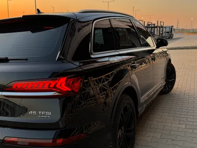 2021 Audi Q7 S line
