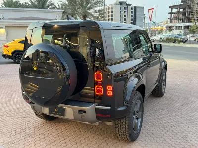 2025 Land Rover Defender