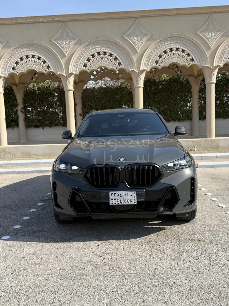 2024 BMW X Series 6 M Kit