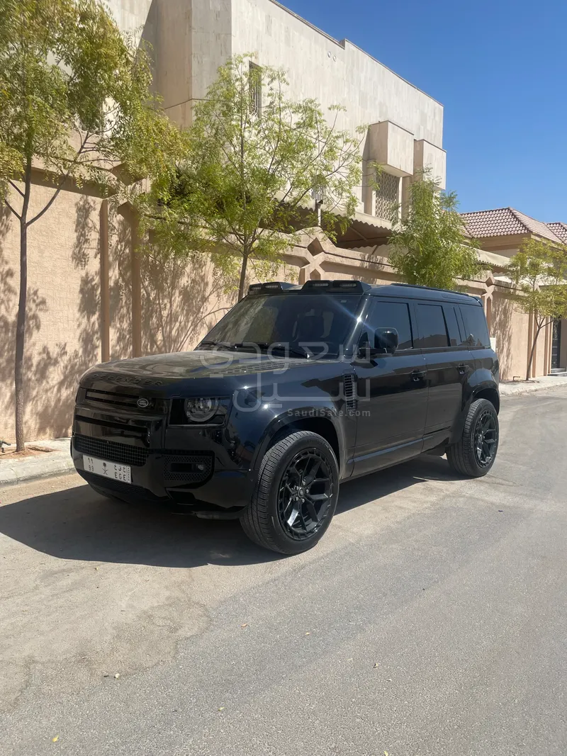 2024 Land Rover Defender 110