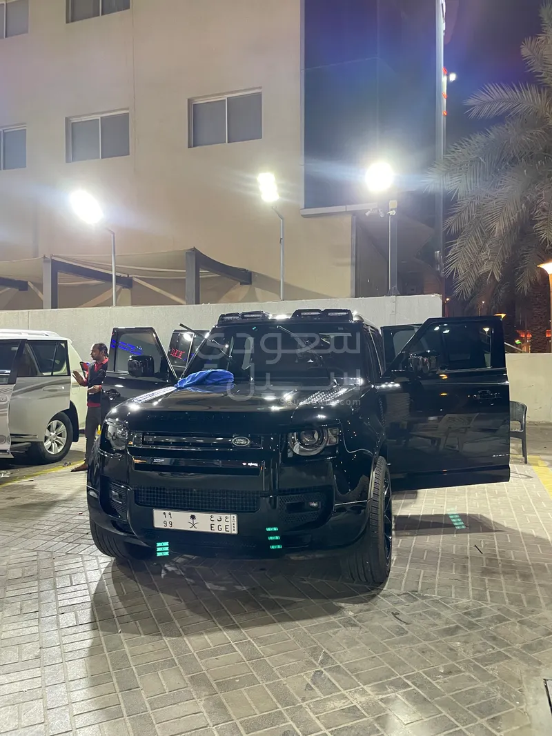 2024 Land Rover Defender 110