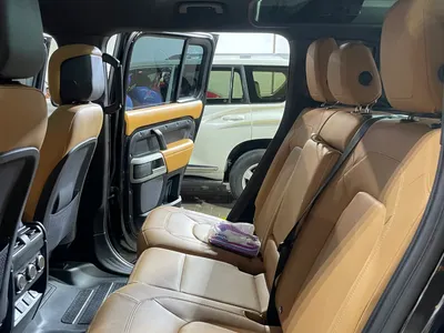 2024 Land Rover Defender 110